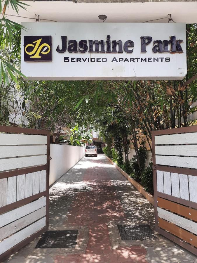 Jasmine Park Aparthotel Csennai Kültér fotó